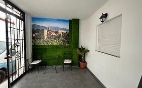 Apartamento con porche en el albaicin granada